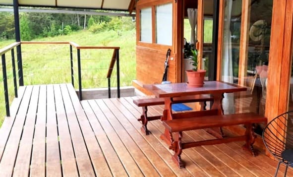 Casa de madera en villa cerrada de Quillazu foto 3