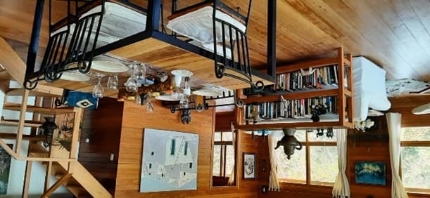 Casa de madera en villa cerrada de Quillazu miniatura 6